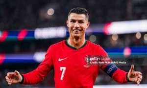 Роналдуни тўхтатиб бўлмаяпти