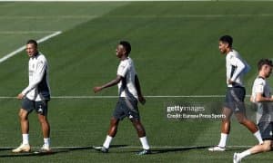 "Реал"нинг уч футболчиси Чемпионлар лигаси совринларини қўлга киритди