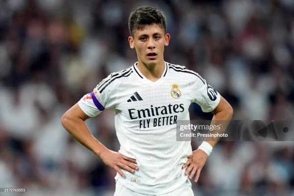 "Фенербахче" Гюлерни жамоага қайтармоқчи