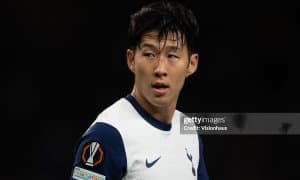 Соннинг оила аъзолари ёш футболчиларга нисбатан қўполлик учун жаримага тортилди