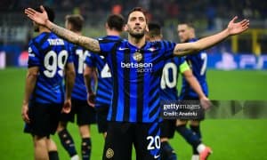 ЕЧЛ. "Интер" ўз уйида "Арсенал"ни енгди (Видеошарҳ)