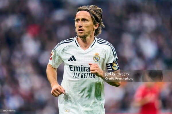 "Реал" Модрич борасида бир қарорга келди