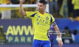 Роналду бу борада илк футболчи бўлди