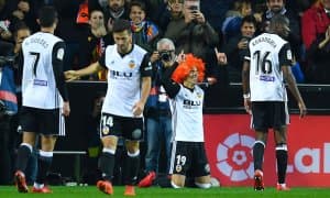 "Валенсия" етти футболчини трансферга қўйди