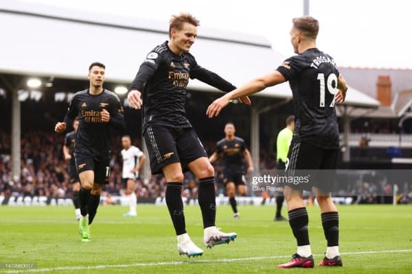 Троссард "Арсенал" афсоналарининг рекордини такрорлади