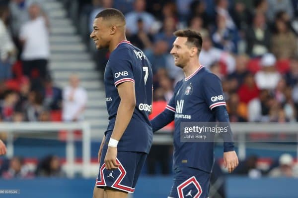 Лига 1да мавсумнинг энг яхши футболчиси аниқланди