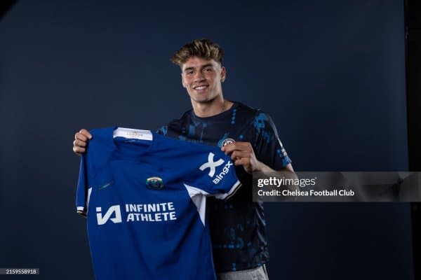 Расман. Марк Гиу "Челси" футболчиси 