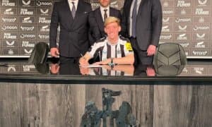 "Ньюкасл" 45 миллион еврога футболчи харид қилди