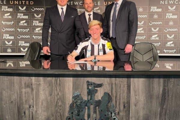 "Ньюкасл" 45 миллион еврога футболчи харид қилди