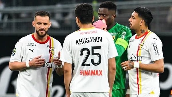 “Ланс” Ҳусановдан воз кечолмади!