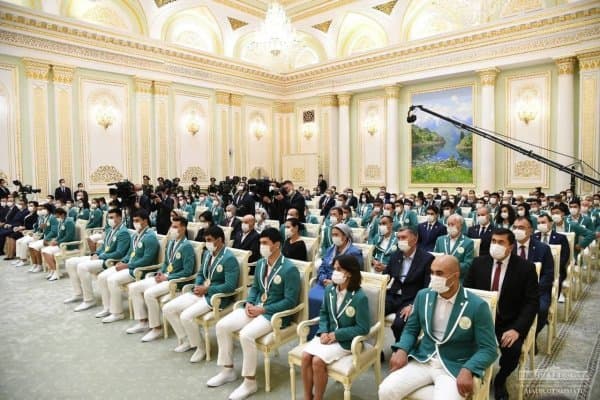 Олимпиада совриндорларининг мураббийлари қанча мукофот олди?