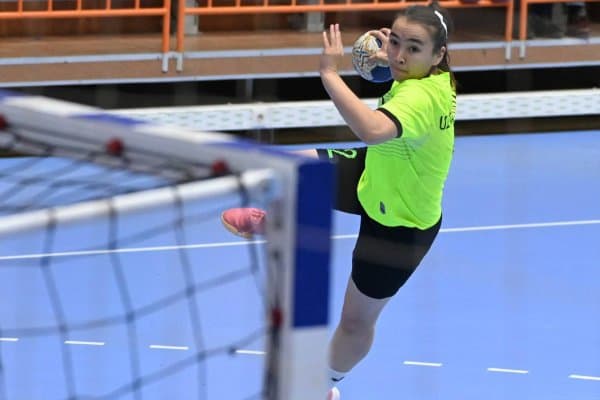 "Конья-2021". Гандболчиларимиз бронза медали учун Камерун билан ўйнайди