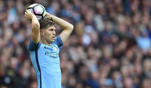 У жамоадан тезда кет!