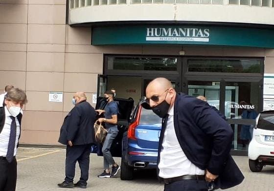 Ҳакими "Интер"га ўтиш ишларини якунлаш учун Миланга етиб келди (видео)