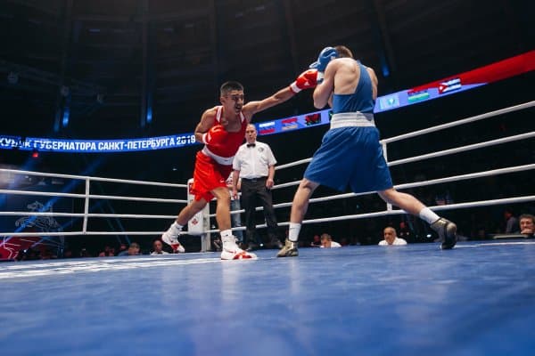 Иқболжон Холдоров ва яна икки боксчимиз "Губернатор кубоги" финалига чиқди