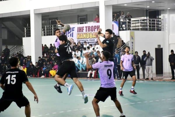 Гандболчиларимиз Ҳиндистонда порлаяпти...