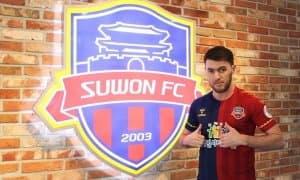 "Бунёдкор" ва Жанубий Кореяда фаолият юритган футболчи "Навбаҳор" билан шартнома имзолади (Фото)