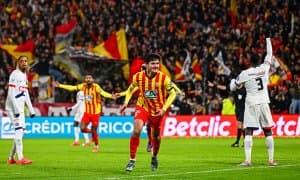 Голи Нзолага ёзилган, қоши ёрилган Ҳусановнинг ўйинини Европада қандай баҳолашди? (фото)