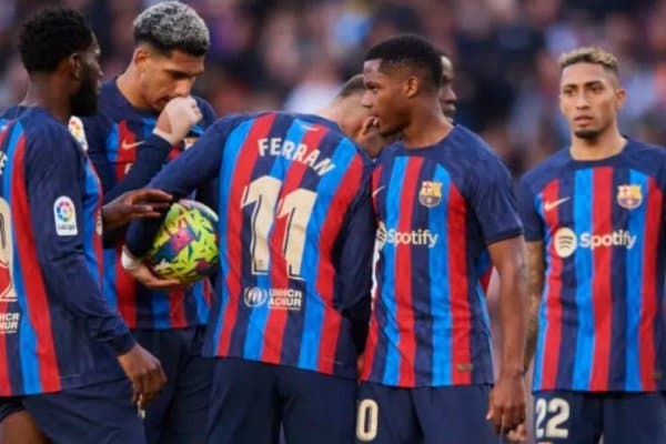 “Барса” шу ойнинг ўзида учта юлдузини сотиб юборадиган бўлди