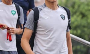 Франциянинг таниқли нашри: Абдуқодир Ҳусанов Францияга етиб келди