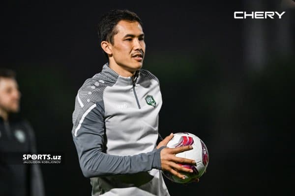 Шукуров Туркия клуби билан музокаралар олиб бормоқда