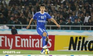 Умарбек Эшмуродов: “Насаф”да тўп тепишимдан мамнунман