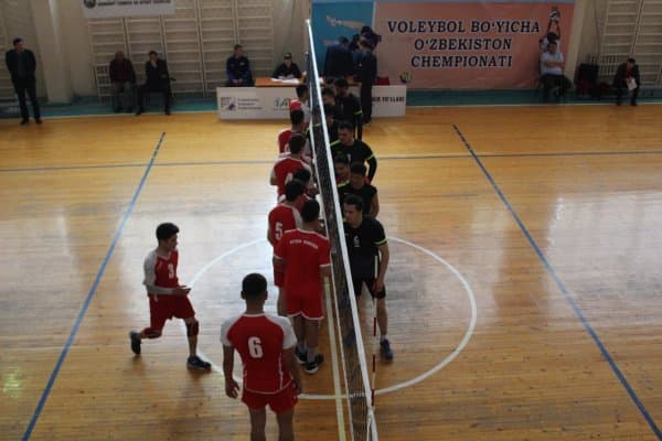 Талаба ёшлар волейбол бўйича беллашишди