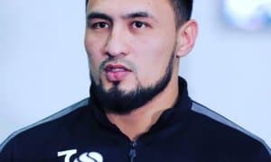 Шоҳасан Мирзаматов эртанги жанги олдидан вазн ўлчаш маросимида иштирок этди