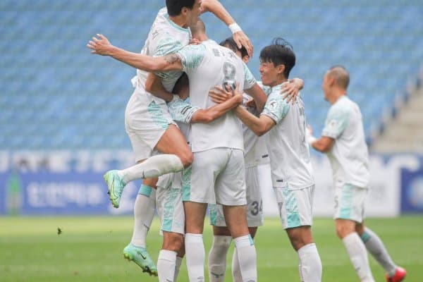 Искандеров асосий таркибда майдонга тушган ўйинда "Соннам" ғалаба қозонди