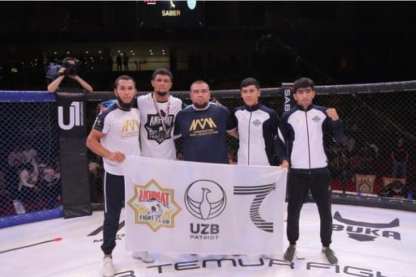 Нурсултон ва Машрабжон Рўзибоев эртанги жанг олдидан тарозидан ўтди (видео) 