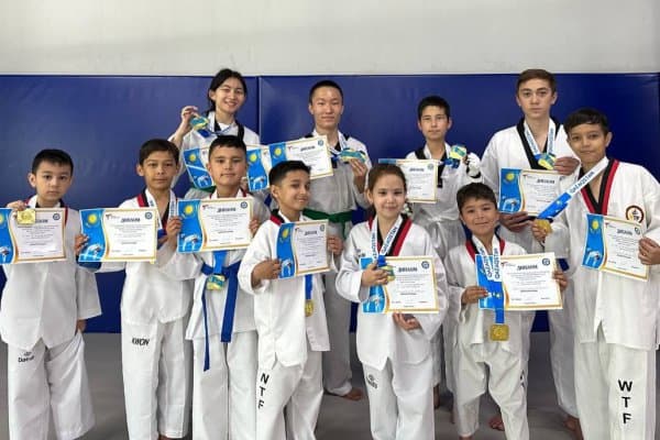 Қозоғистонда медалларимиз кўп бўлди