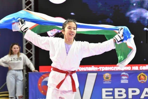 Қўл жанги: Гулираъно Шакирова халқаро турнир ғолиби!