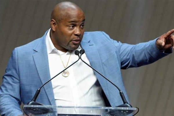 Кормье сайёрадаги энг хавфли жангчи ким эканлигини айтди