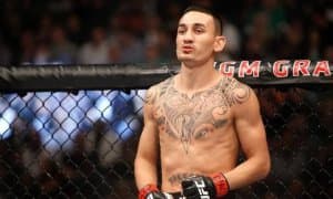 Холлоуэй:“Кореялик "Зомби", Жастин Гэтжи ва мен камайиб бораётган жангчилар сирасиданмиз"