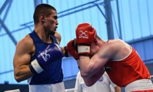 Руслан Абдуллаев жароҳат сабабли жанга чиқа олмади!