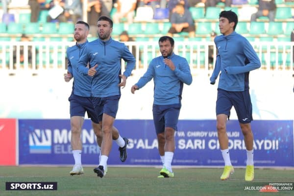 "Сўғдиёна" - "Куала-Лумпур Сити": Футболчилар муҳим ўйин олдидан ўтказган машғулотидан фотогалерея