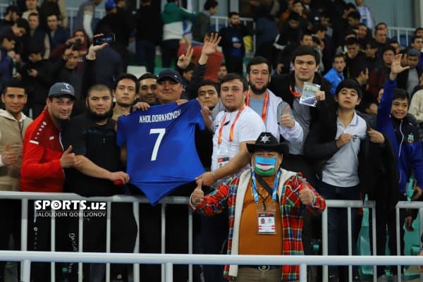 Ироқ устидан қозонилган ғалабада муҳим омил бўлган мухлислардан ГАЛЕРЕЯ