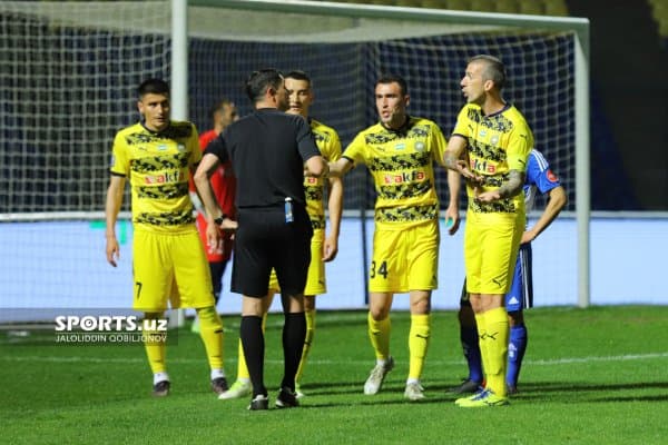 Ана томоша! "Пахтакор" - "Навбаҳор" учрашувидаги баҳсли вазиятлар Эксперт-ҳакамлар комиссияси томонидан кўриб чиқилди 