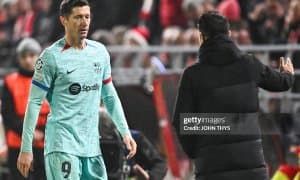 ЕЧЛ. "Барселона" сафарда мағлубиятга учради, "Порту" эса йирик ҳисобда зафар қучди