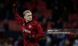 Here we go! Ван де Бек ижарага берилди