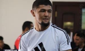 Тошкентдаги ММА кечаси олдидан ташкил этилган вазн ўлчаш маросимидан фотогалерея