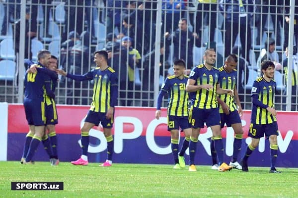 "Пахтакор" Ўзбекистондаги биринчи жамоа!