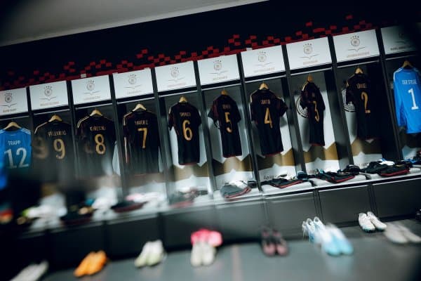 Польша - Германия: Бошланғич таркиблар билан танишинг