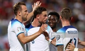 Франция ва Англия йирик ҳисобда ғалаба қозонди