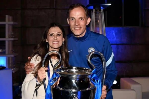 Марина хоним Азарнинг асл нархини билади 