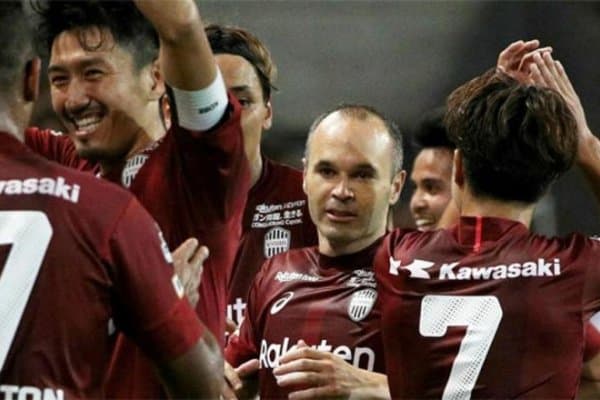 "Виссел Кобе" футболчиси Иньеста сабаб жазоланди