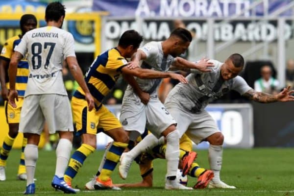 "Интер" - "Парма" 0:1 (видео)