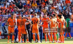 Нидерландия гурух босқичларидаги мағлубиятсиз юришини якунлади