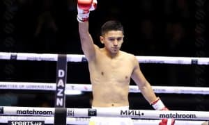 Иқболжон Холдоровнинг профессионал боксдаги илк ғалабасидан фотогалерея