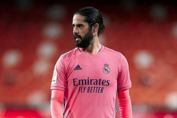 "Арсенал" трансфер мақсадидан воз кечди